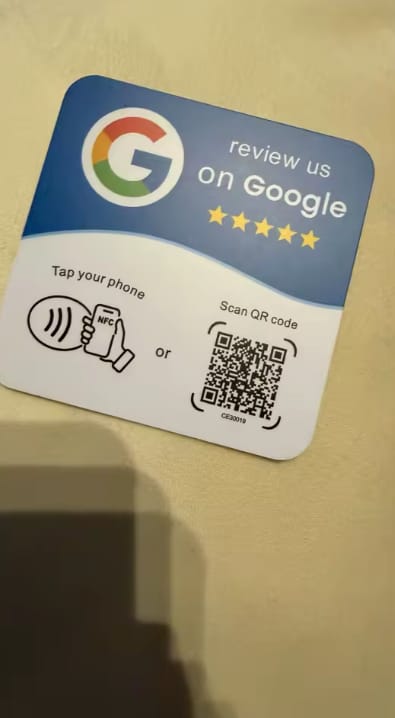 Customer photo review of Placa NFC para reseñas de Google