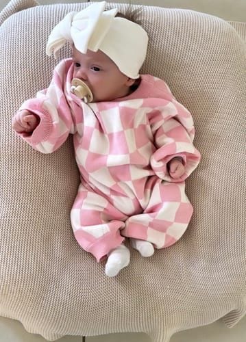 Customer photo review of Cushii Baby Lounger Wanderlust - Oatmilk