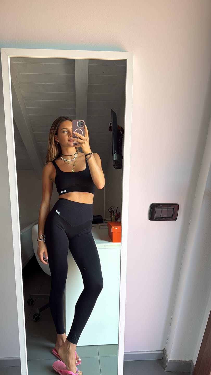 Customer photo review of Leggings Push up Gym Fashion Nero