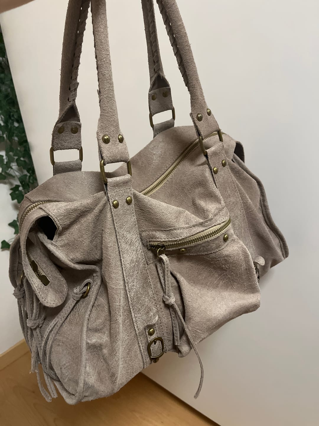 Customer photo review of It girl bag taupe
