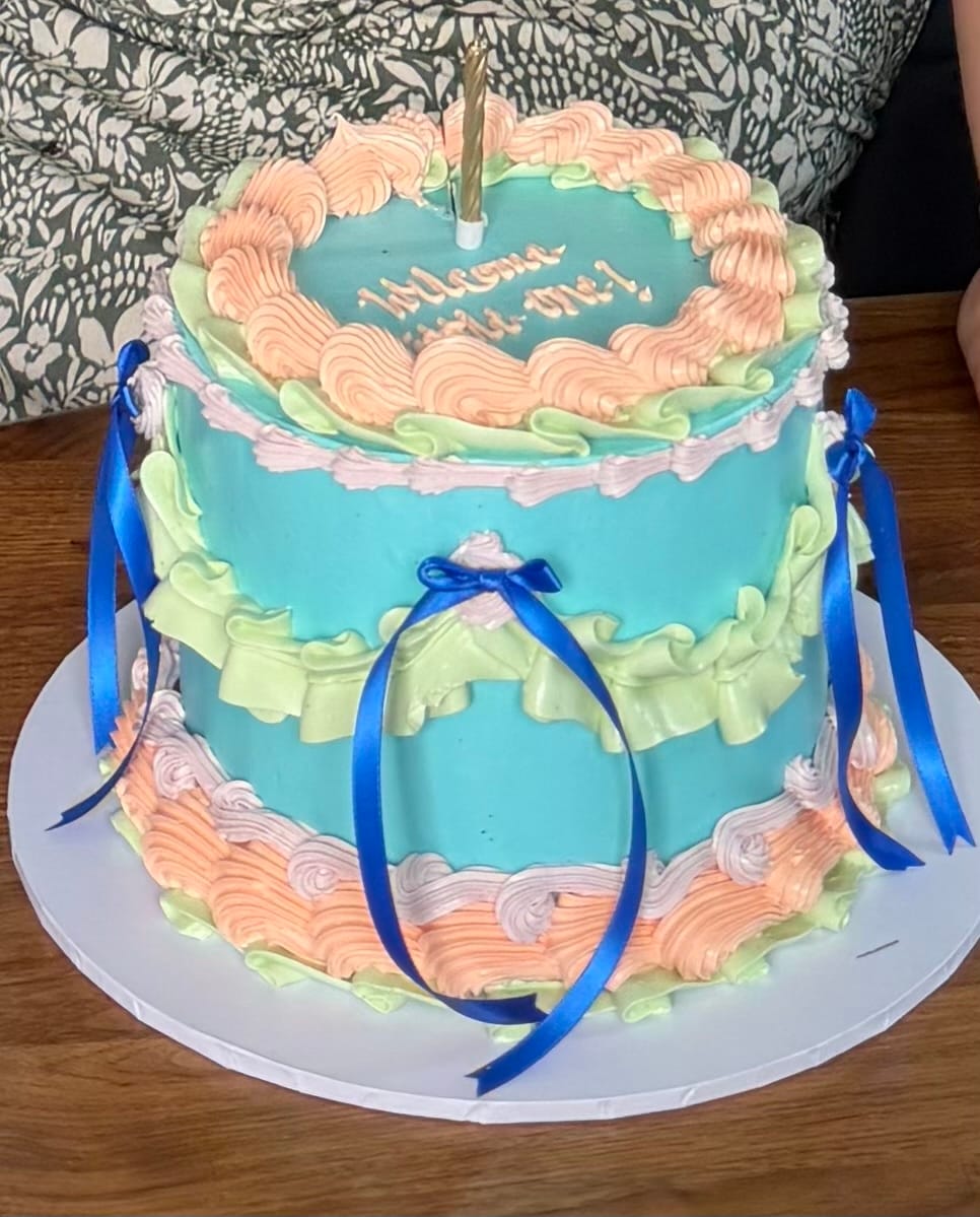 Customer photo review of Design your own Bespoke Vintage Cake