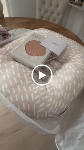 Customer photo review of Cushii Baby Lounger Wanderlust - Oatmilk