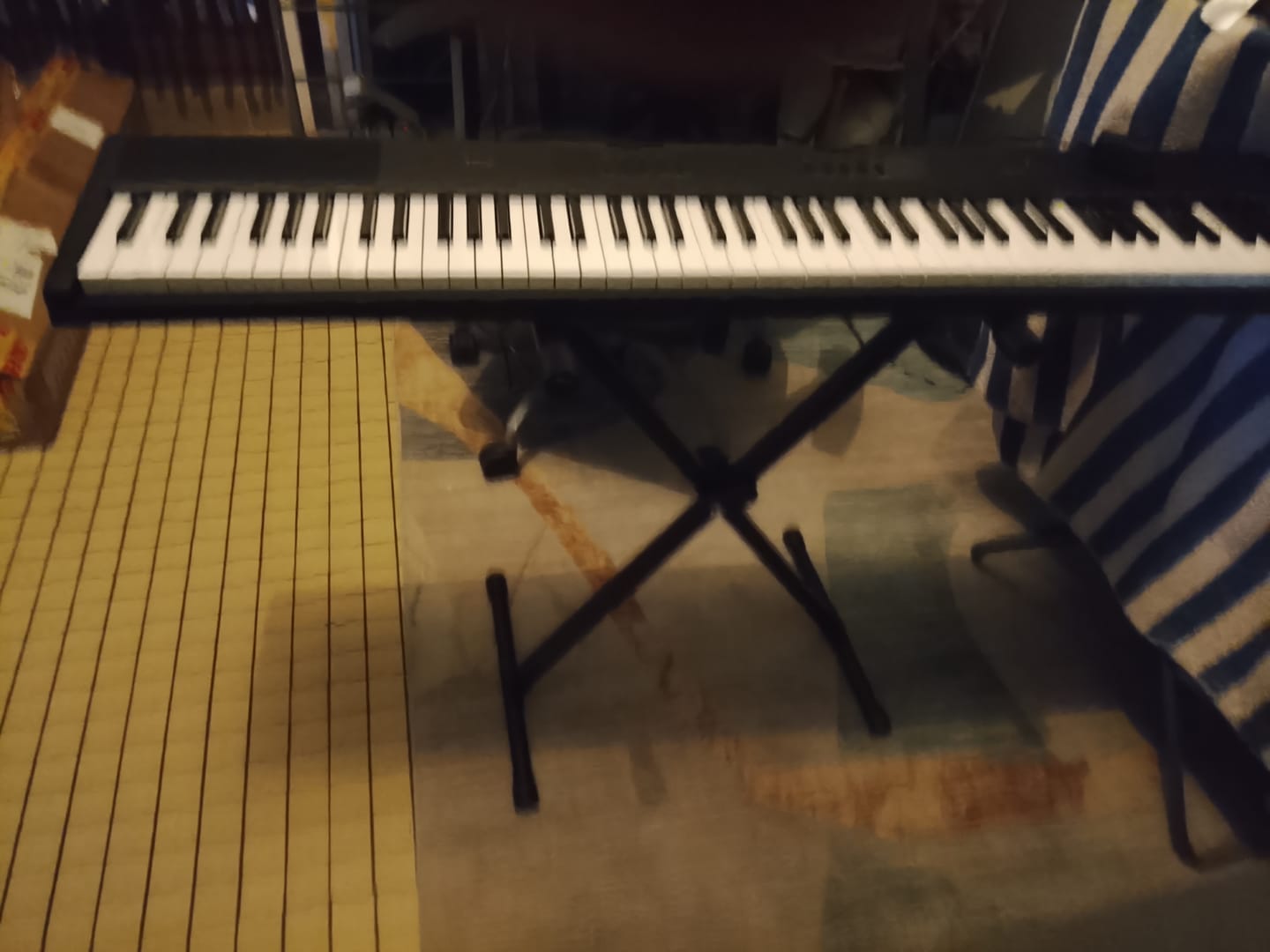 Customer photo review of Donner DEP-07  Piano numérique portable semi-lesté à 88 touches