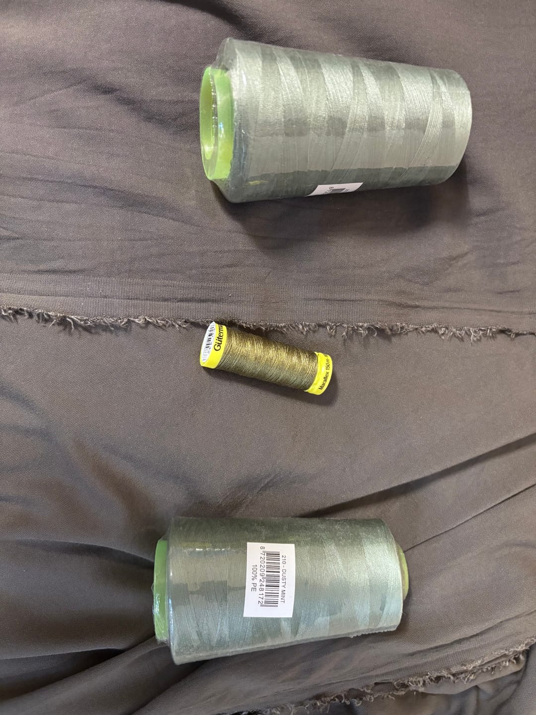 Customer photo review of Gutermann Maraflex Elastic Stretch Thread 150m