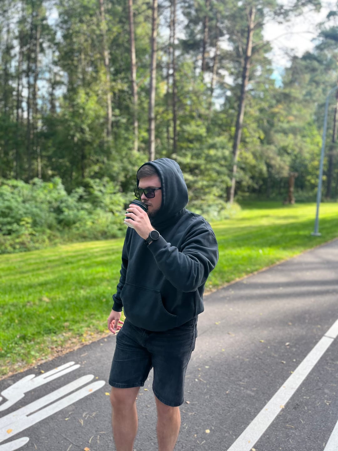 Customer photo review of VINCIT QUI PATITUR ULTRA HEAVY HOODIE