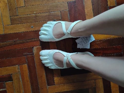 Customer photo review of Five Toe Shoes