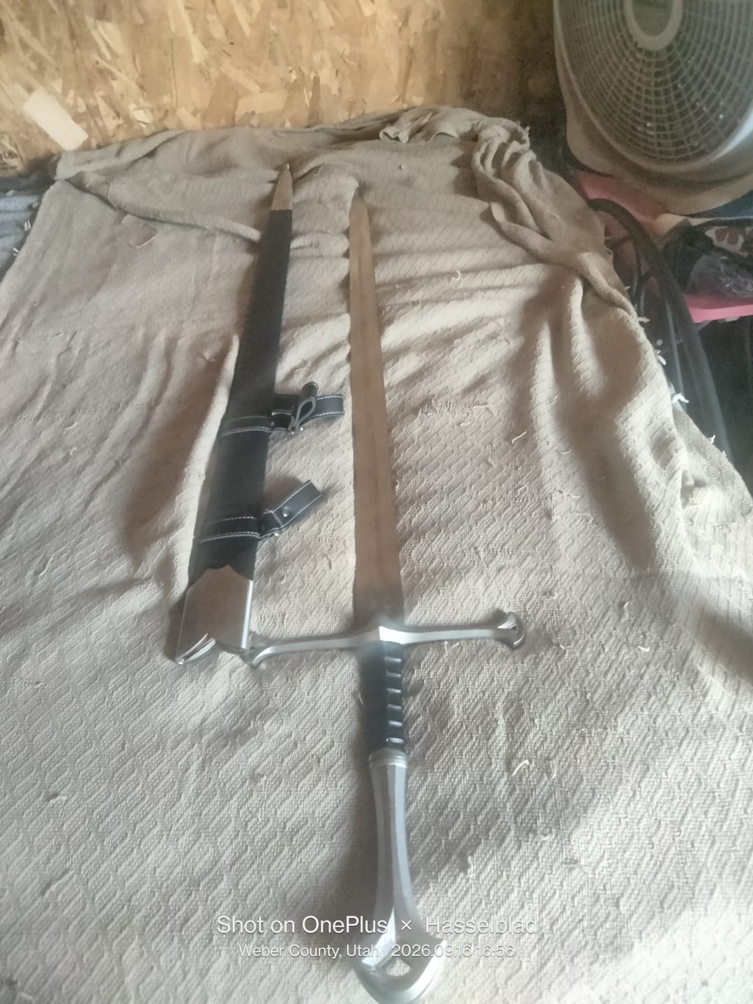Customer photo review of Narsil Sword - The Lord of the Rings