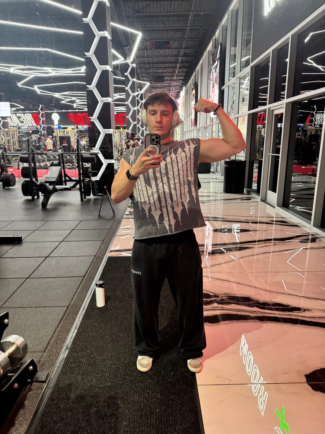 Customer photo review of 3021 - Revenge Crop Cut-Offs