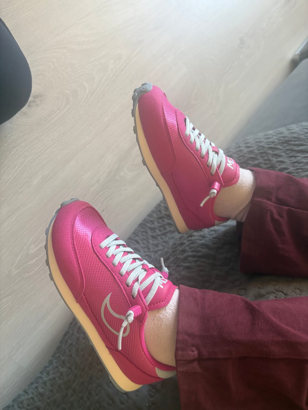 Customer photo review of Cone Flower Kids 👟