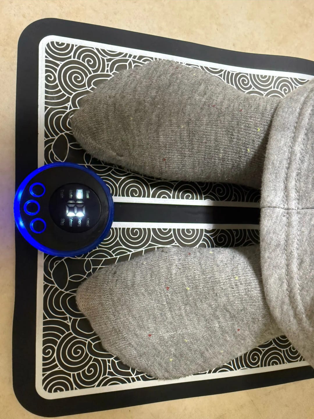 Customer photo review of Estimulador EMS para Pies y Piernas