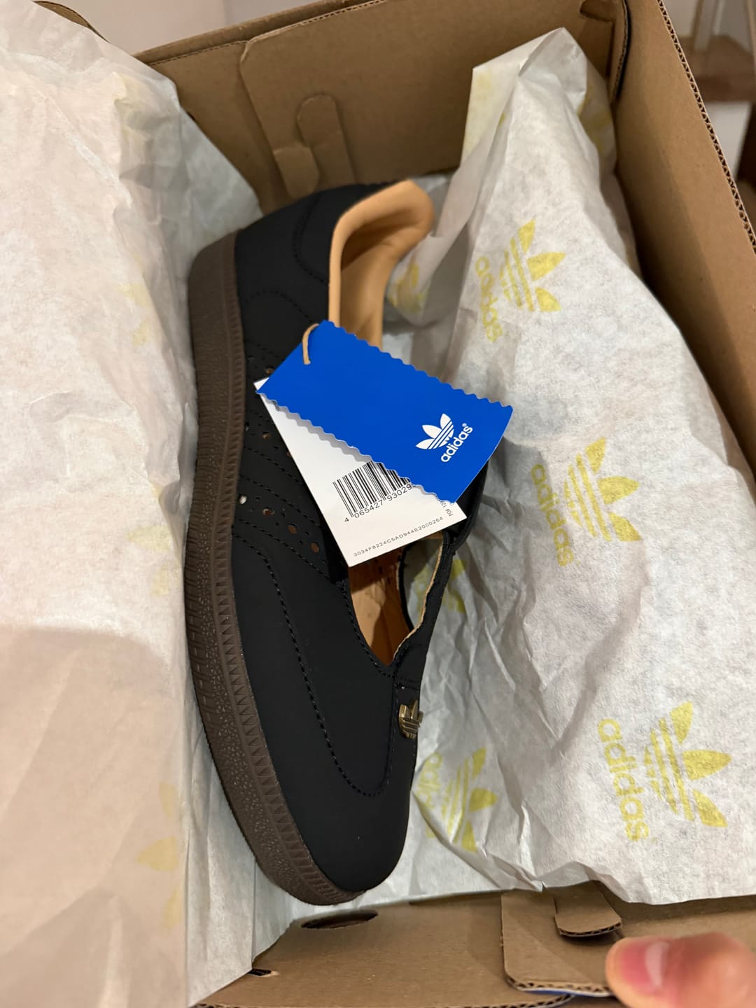 Customer photo review of Adidas Jane Piel Negro | Mary Jane Savage Too