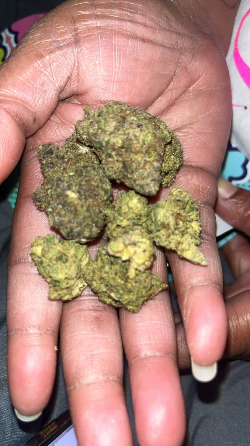 Customer photo review of Northern Lights - 28 Grams - Indica