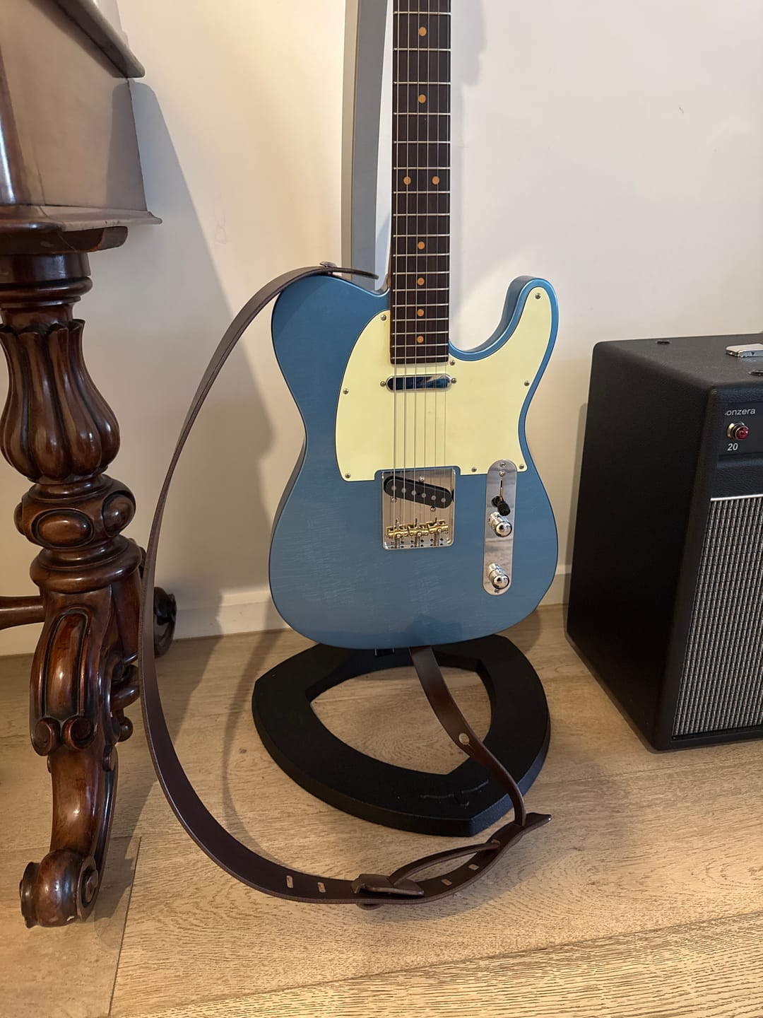 Customer photo review of Guitar strap
