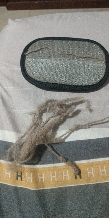 Customer photo review of Gant Anti-Poils Aquelie™ — Un intérieur propre et sans poils en quelques secondes