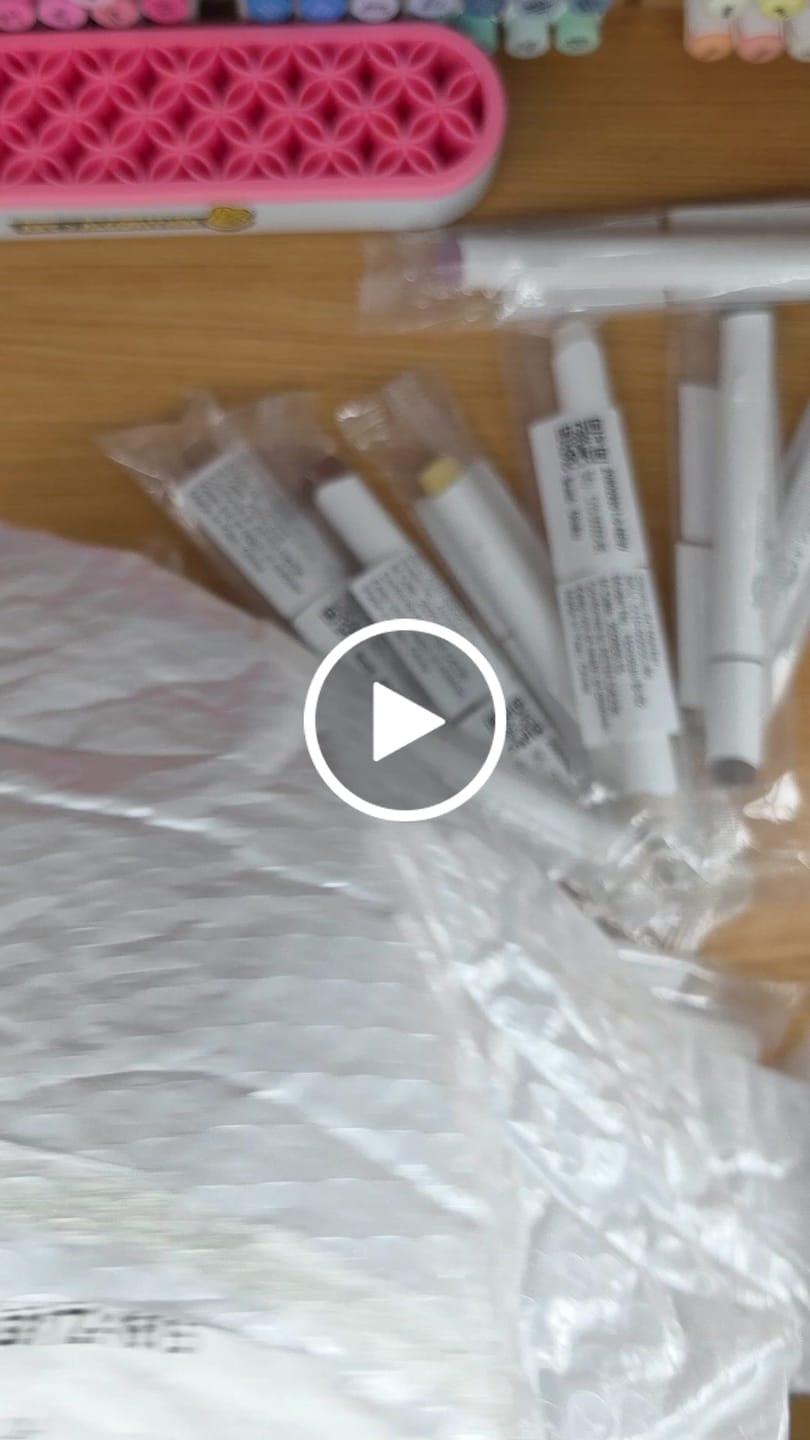 Customer video review of Ohuhu Honolulu B E020 / YR05 Individual Marker, Brush & Fine