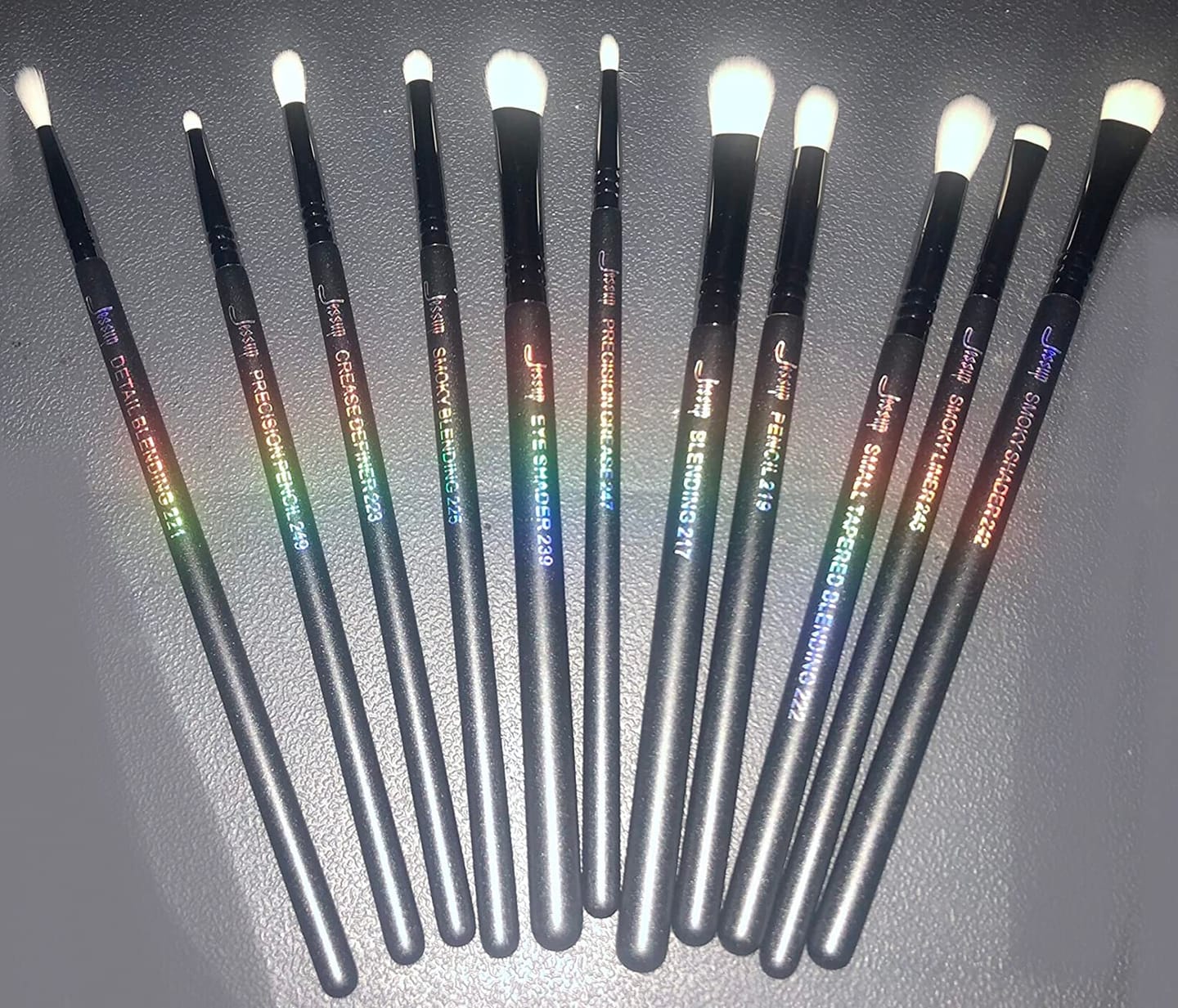 Customer photo review of Complete Professional Makeup Brushes Set 35Pcs T342