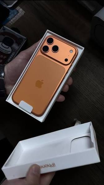 Customer photo review of IPhone 17 Pro Max - Unlocked (Open Box)