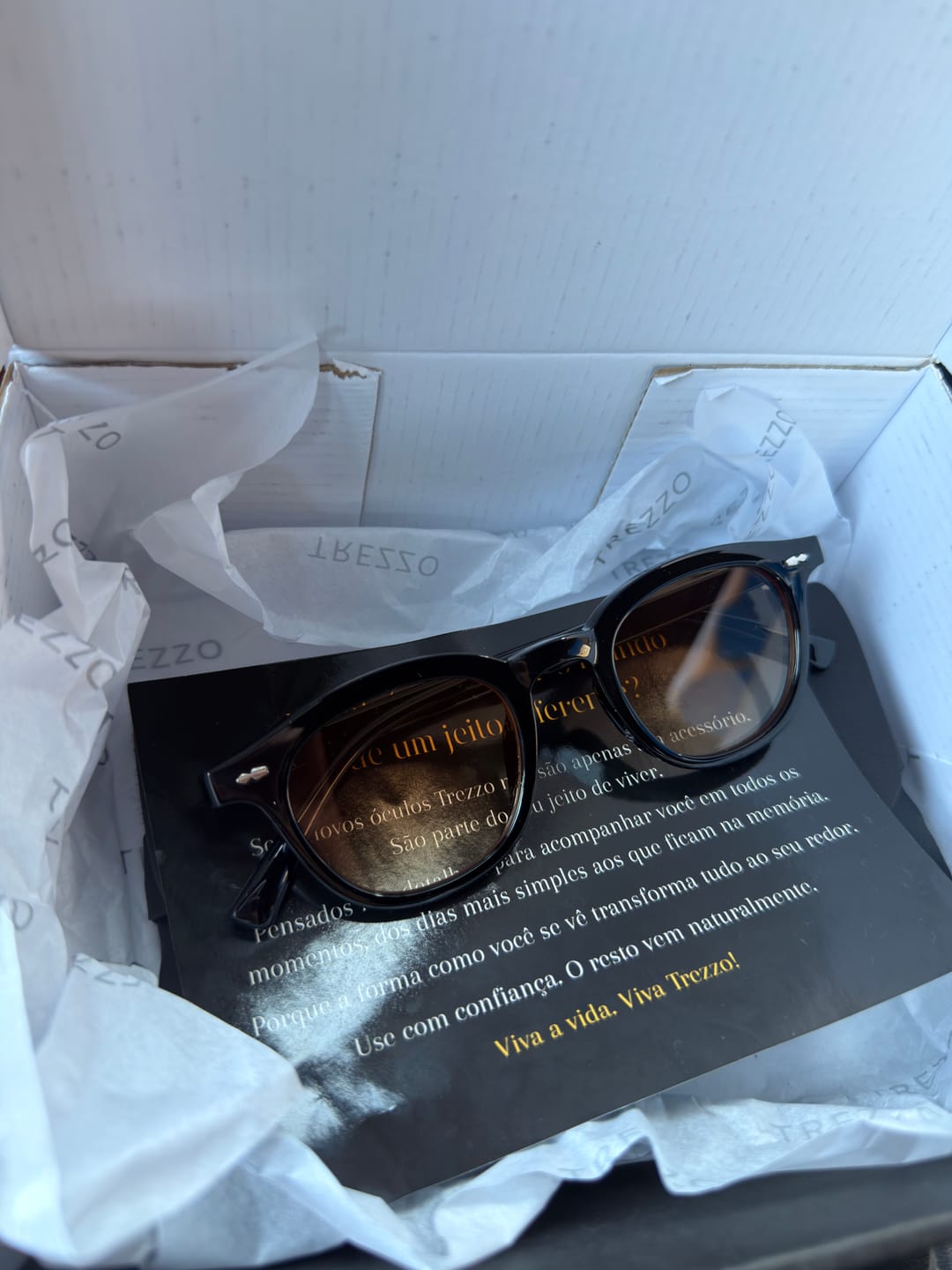 Customer photo review of Óculos de Sol Barcelona