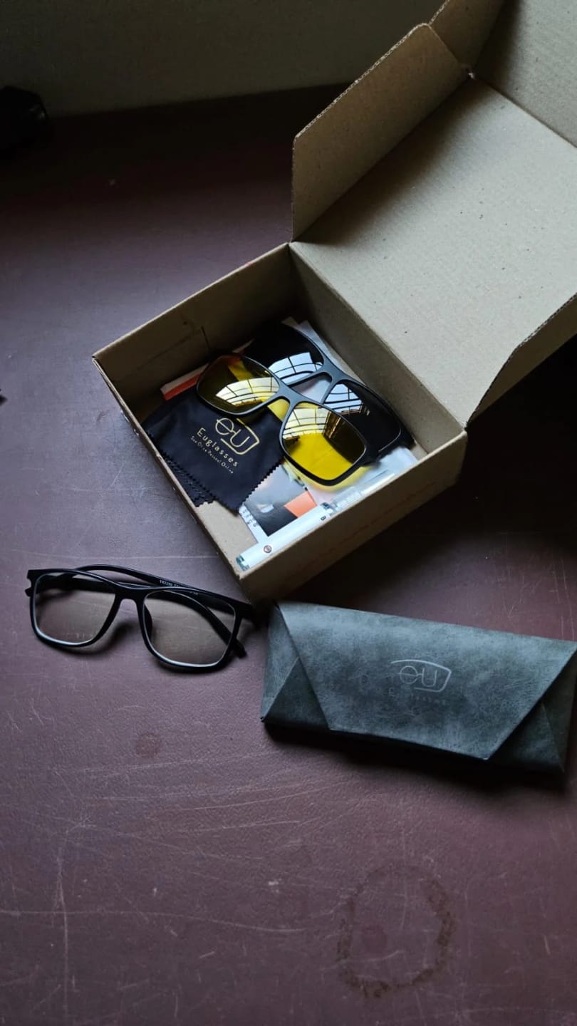 Customer photo review of Óculos Clip-on Rolf (2 Lentes)