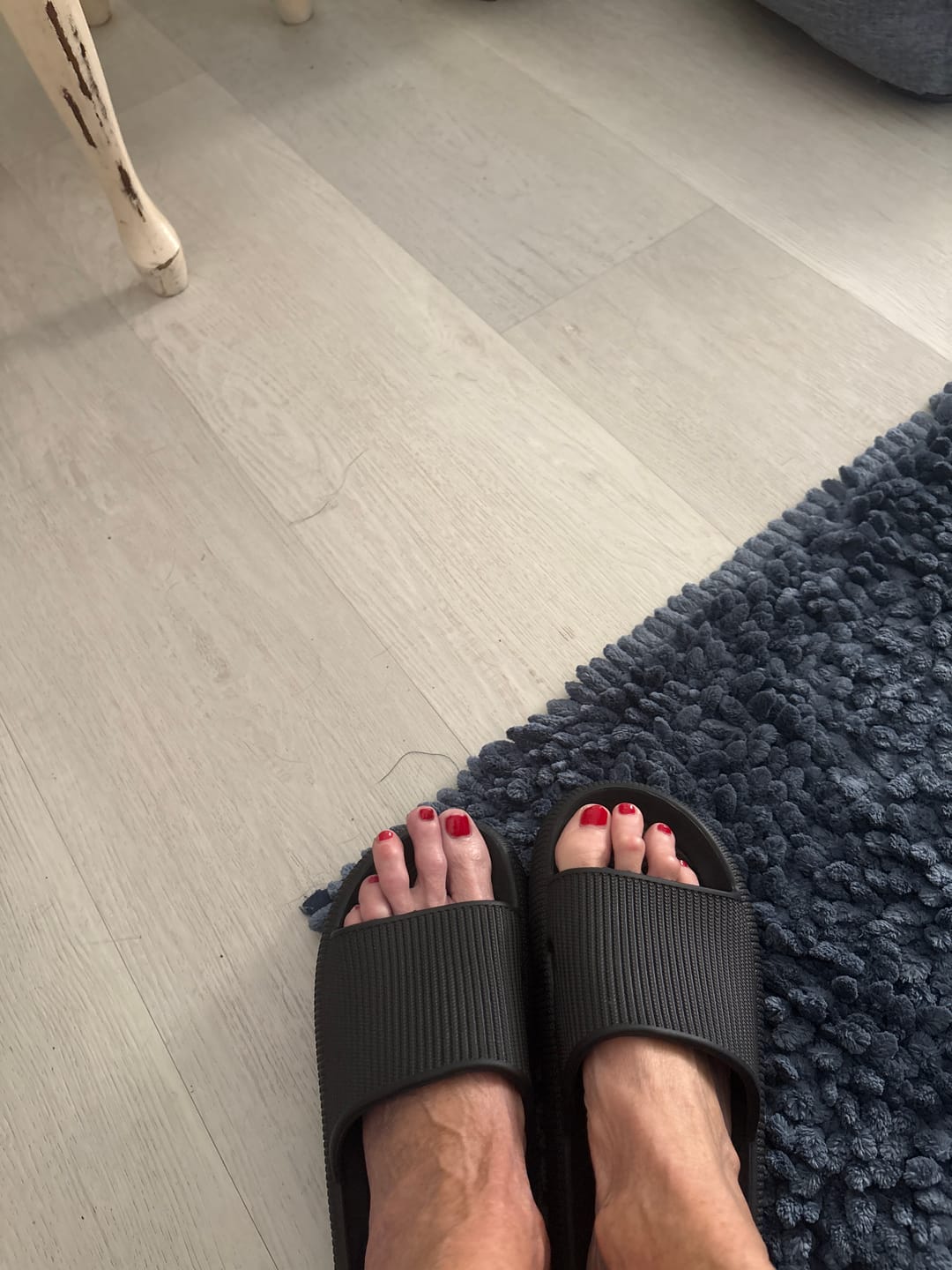 Customer photo review of Cloud Slides - Original Cushion Comfort