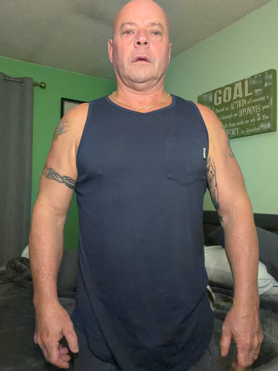 Customer photo review of 021 ESSENTIAL DROP-CUT POCKET TANK