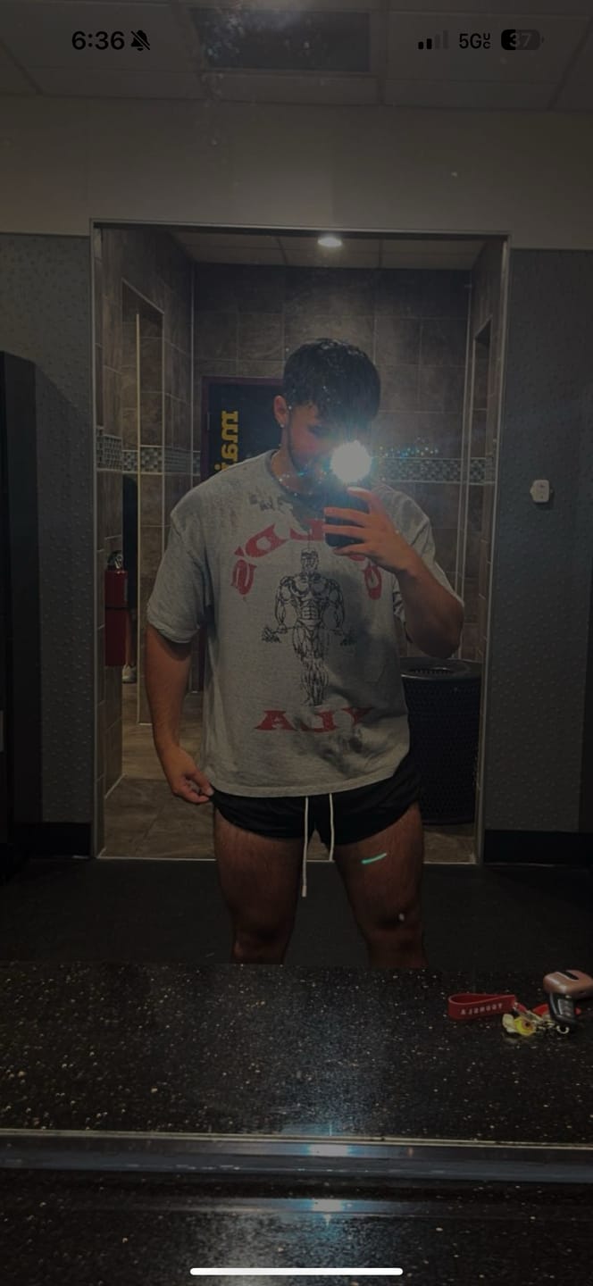 Customer photo review of 2127 - Big Patch Sweats