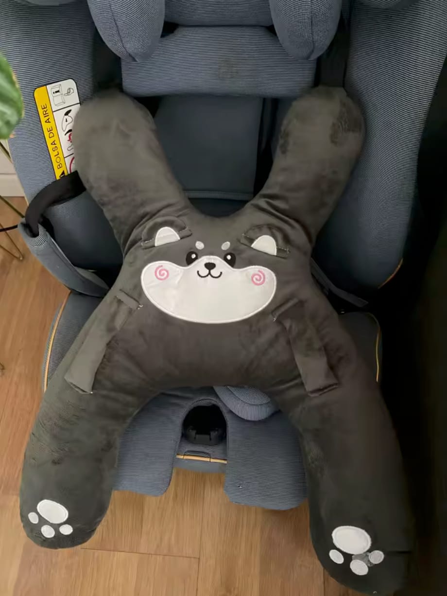 Customer photo review of CuddleRest — Kids Travel Cuddle Buddy