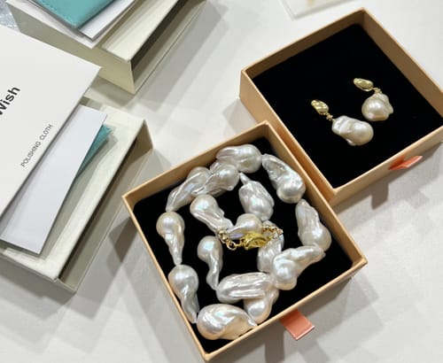 Customer photo review of BELLA & DEMELZA - Classic Baroque Pearl Jewel Set