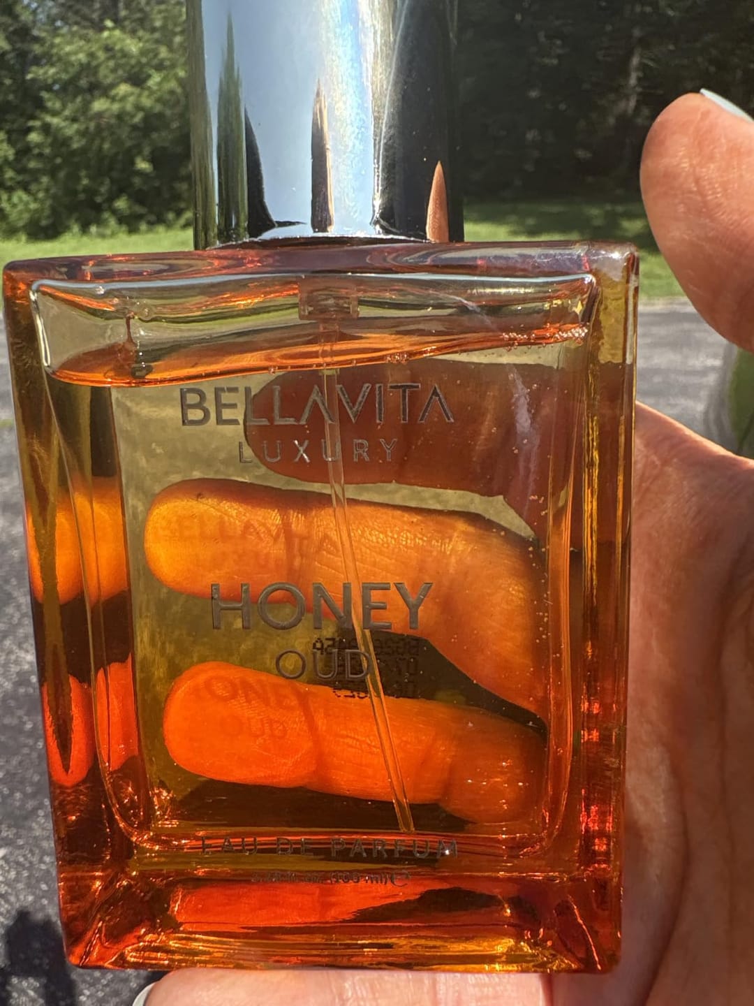 Customer photo review of Honey Oud Perfume