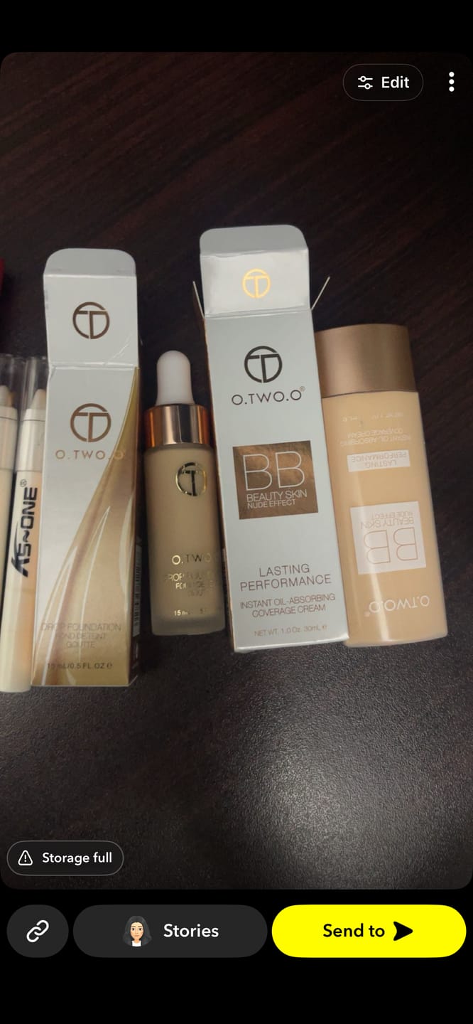 Customer photo review of O.TWO.O LIQUID DROP FOUNDATION