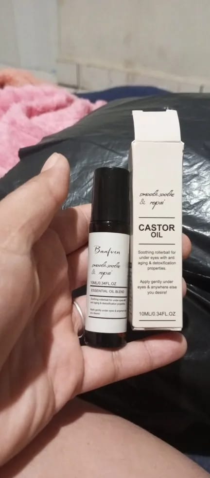 Customer photo review of Sérum para el contorno de ojos con aceite de ricino
