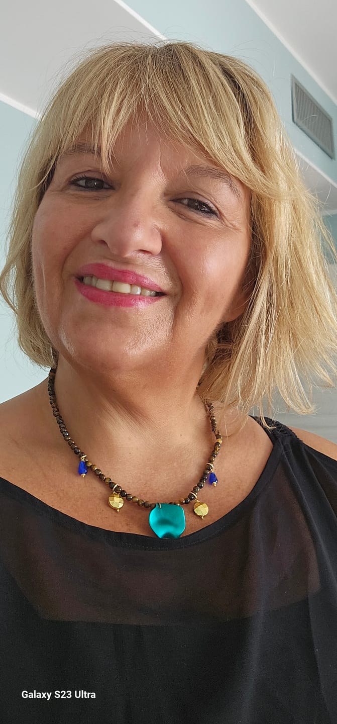Customer photo review of Collana Ondina ottanio