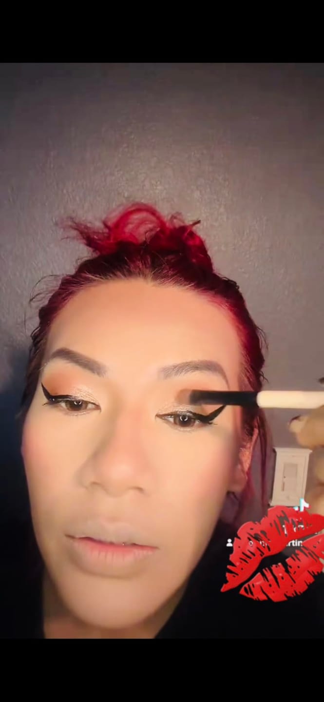 Customer photo review of Duo-End Brush Versatility Collection (Peach Dust) T600