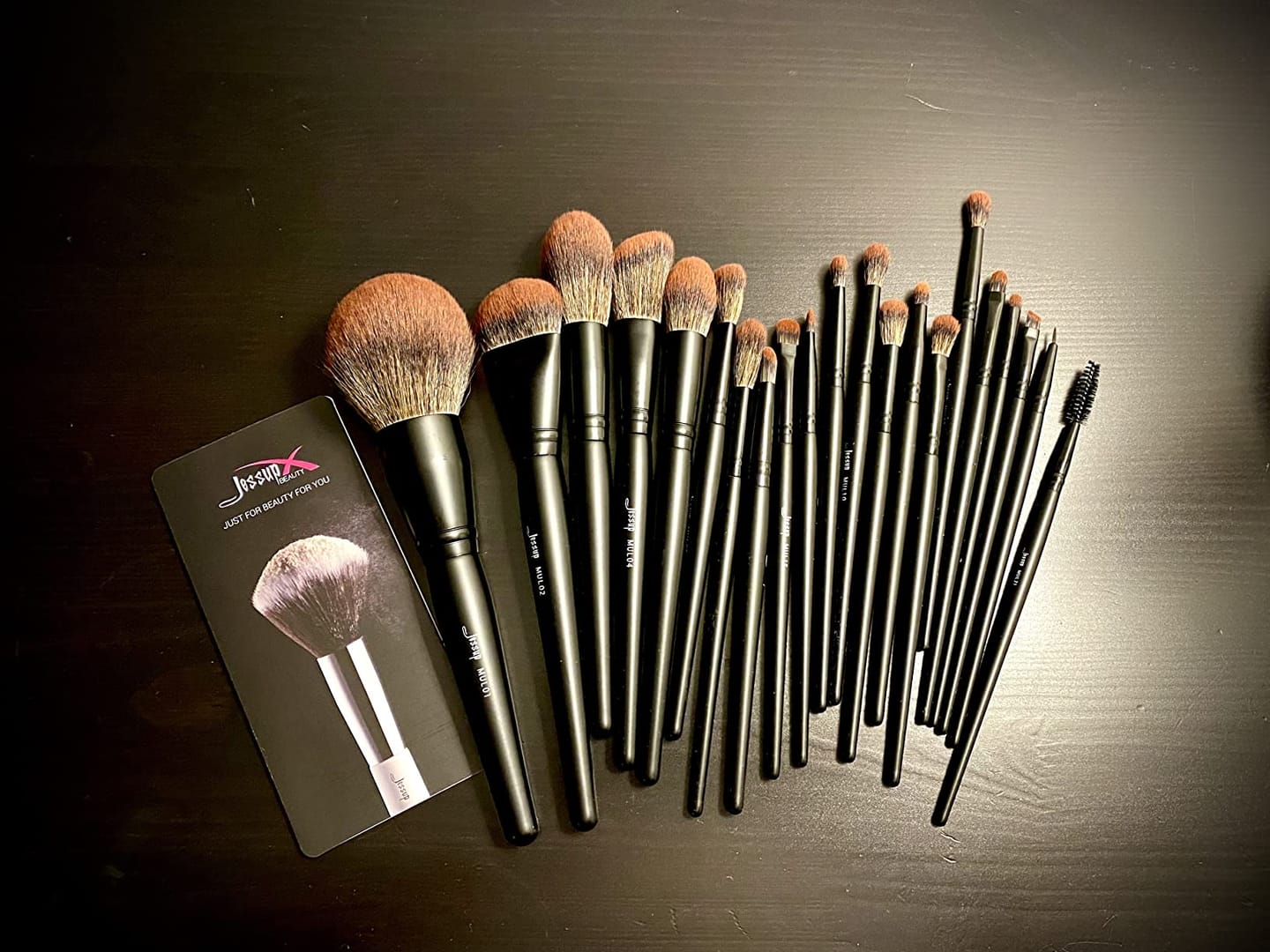 Customer photo review of Makeup Lover Makeup Brush Collection (Phantom Black)