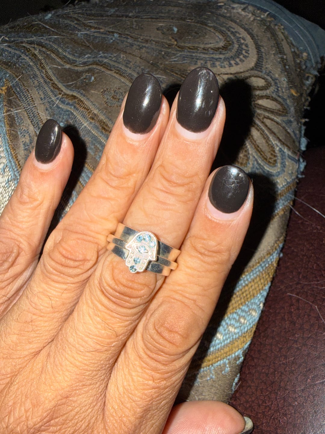 Customer photo review of Hamsa London Blue Topaz Fidget Ring