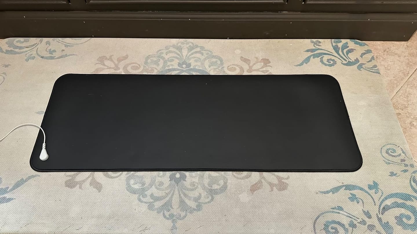 Customer photo review of LUMYHEALTH Grounding Mat
