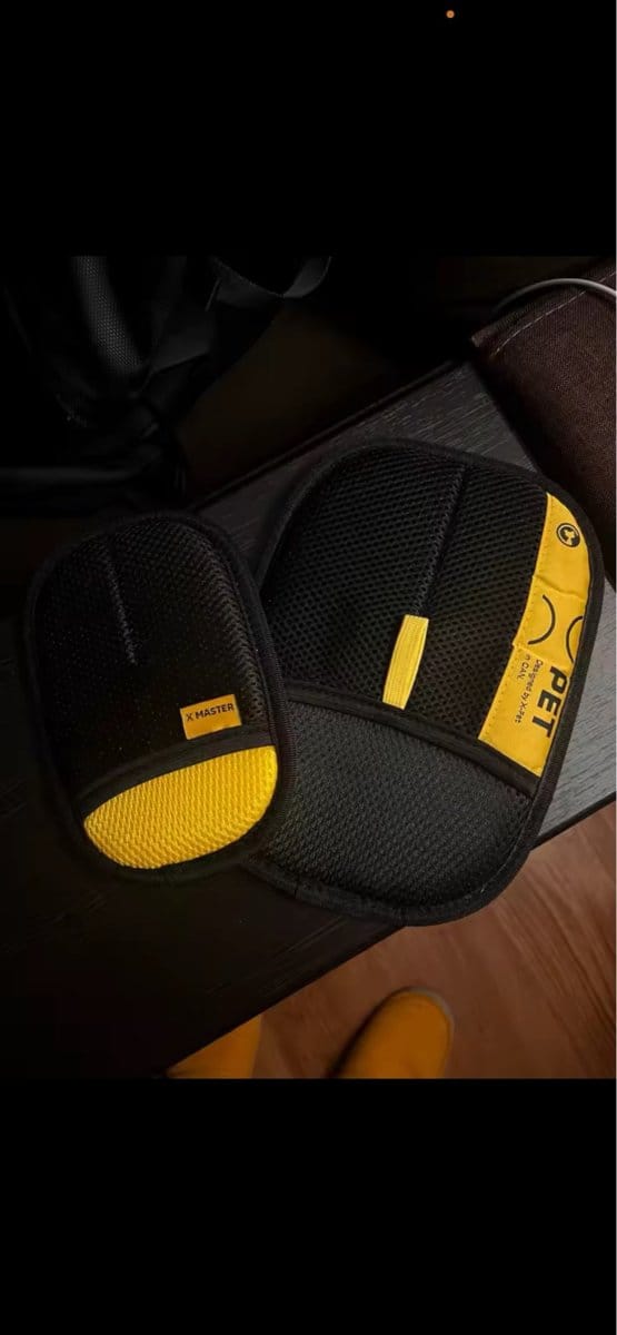 Customer photo review of Gant Anti-Poils Aquelie™ — Un intérieur propre et sans poils en quelques secondes