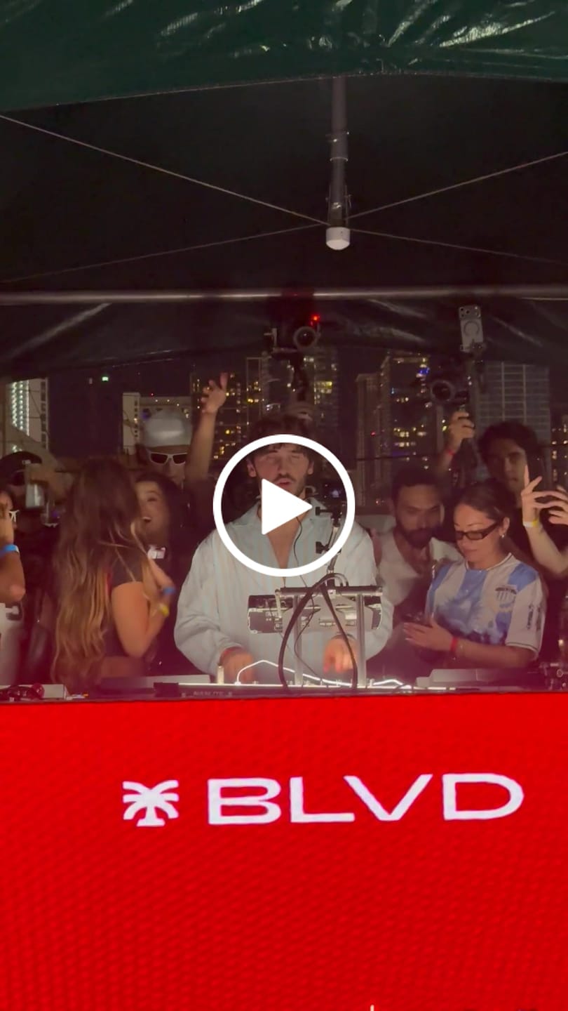 Customer video review of DIRTY MARTINI