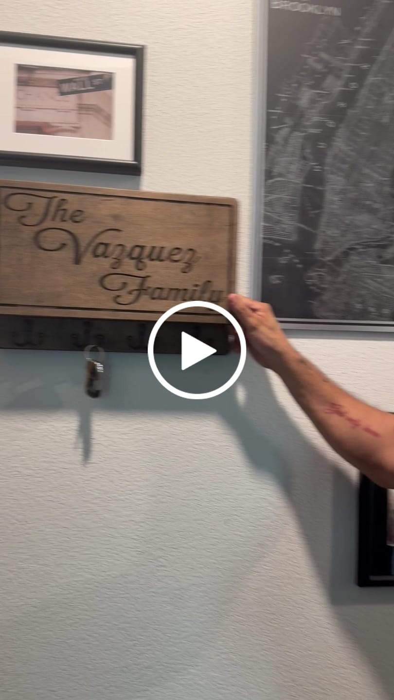 Customer video review of PERSONALIZABLE FAMILY NAME MINI MODEL