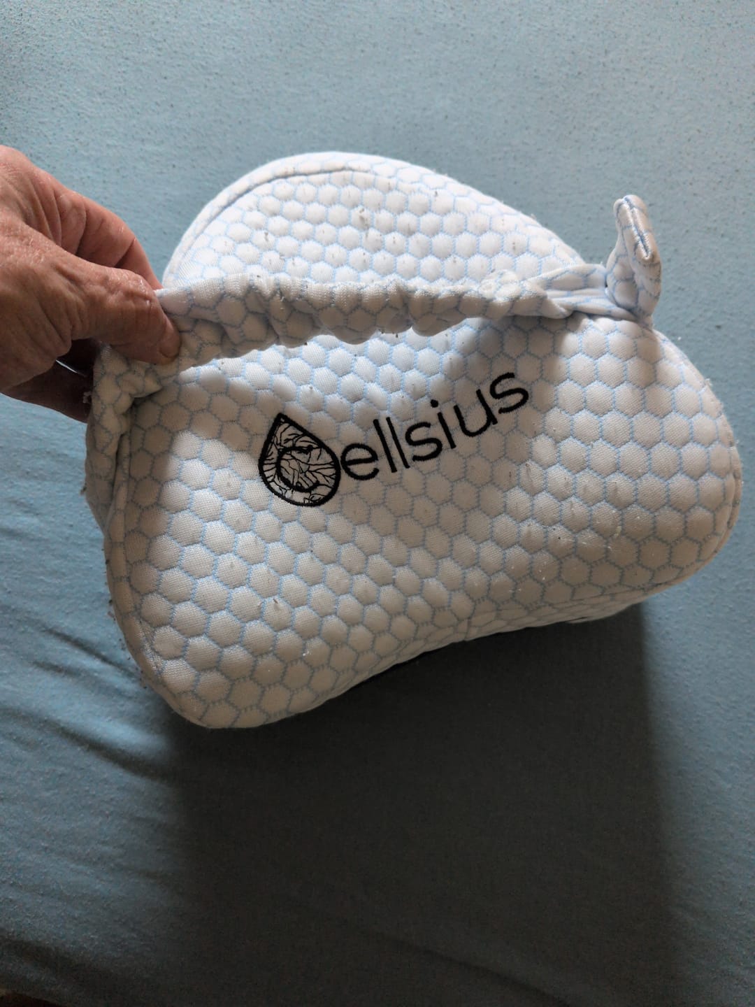 Customer photo review of Coussin Orthopédique Genoux Cellsius - Le secret d'un sommeil sans douleur