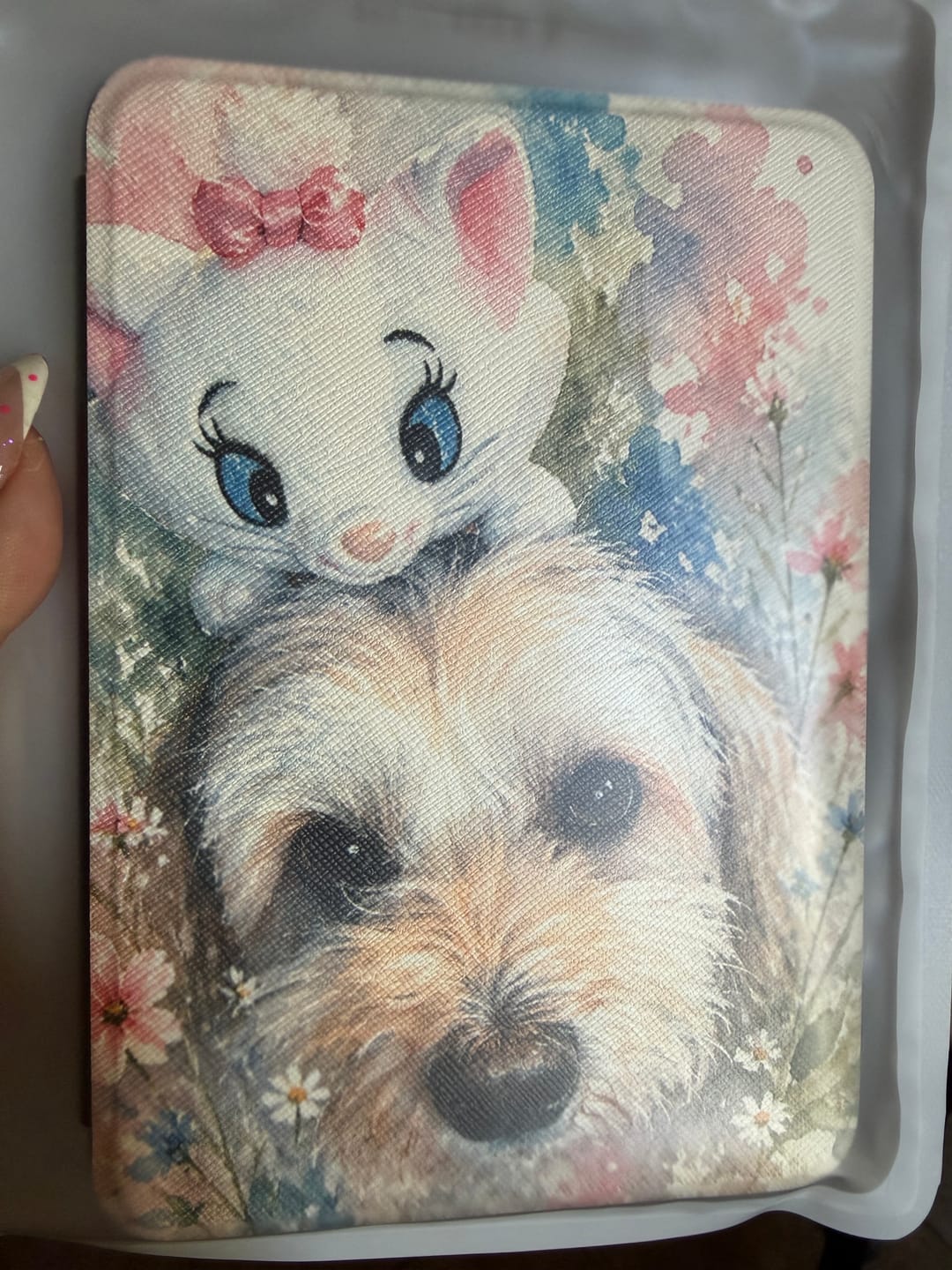 Customer photo review of Watercolor - Personalized Kindle Case