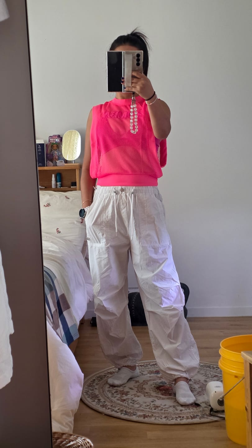 Customer photo review of Electric Feel Mesh Tank