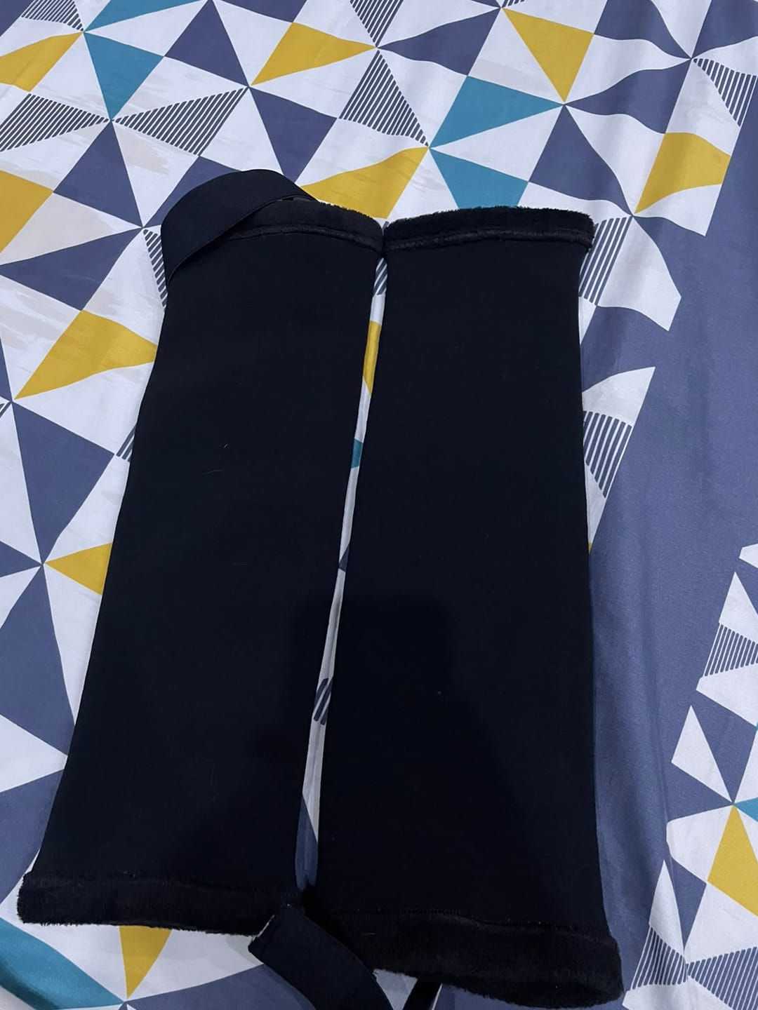 Customer photo review of Velvet Knee Warmer for Men & Women