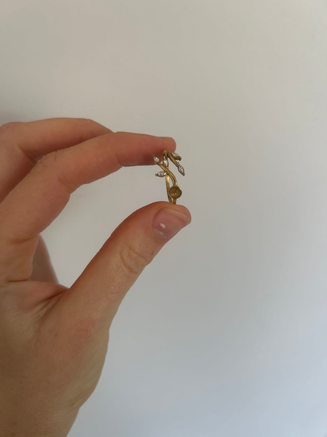Customer photo review of White Blossom Flower Ring