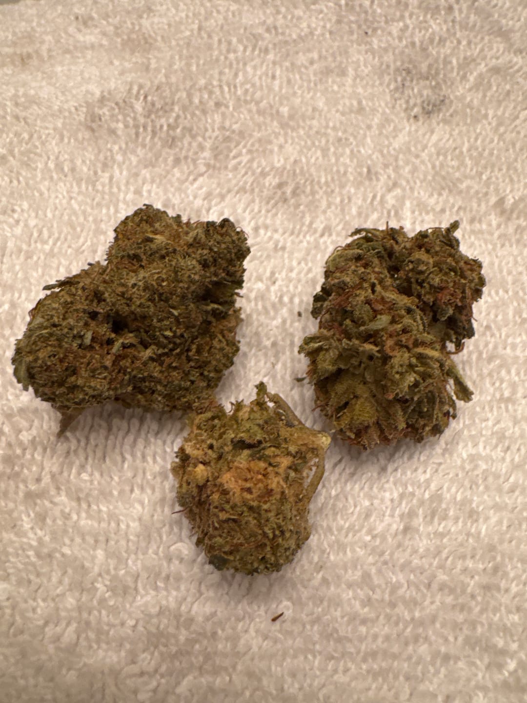 Customer photo review of Jager Sour Diesel - 28 Grams Littles - Sativa