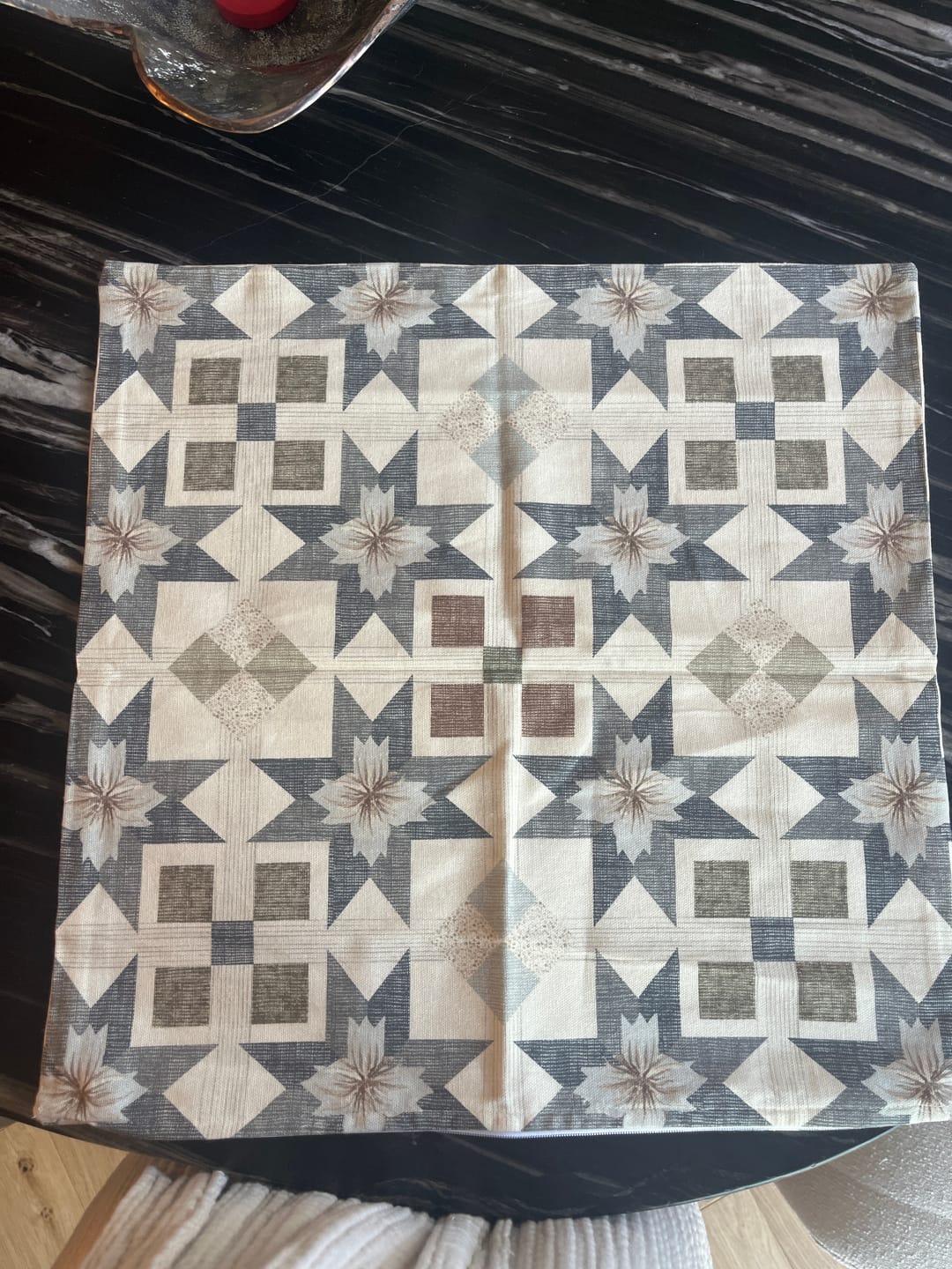 Customer photo review of Willa - 18" | 20" | 22"