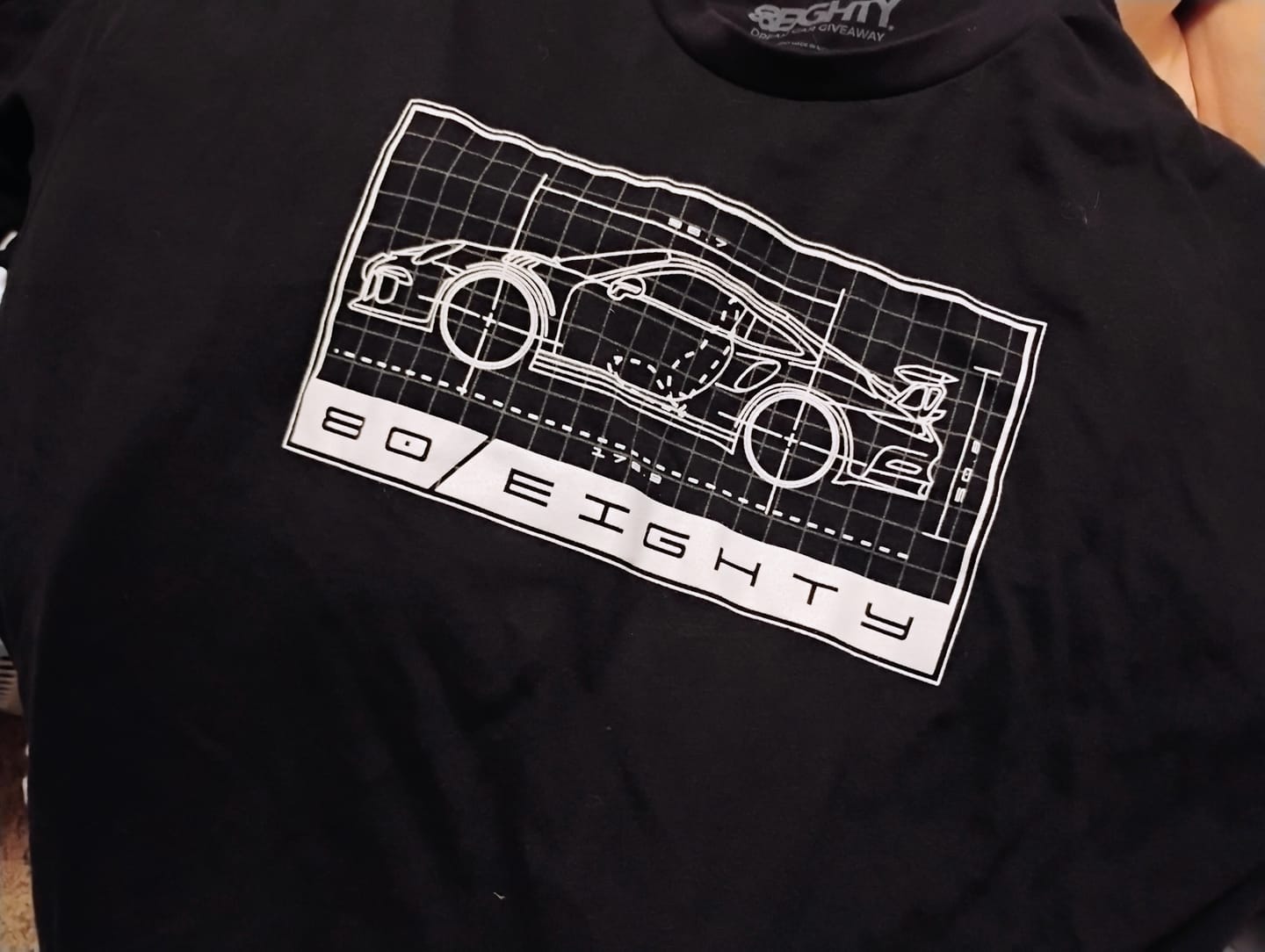 Customer photo review of 80Eighty® Mystery Shirt