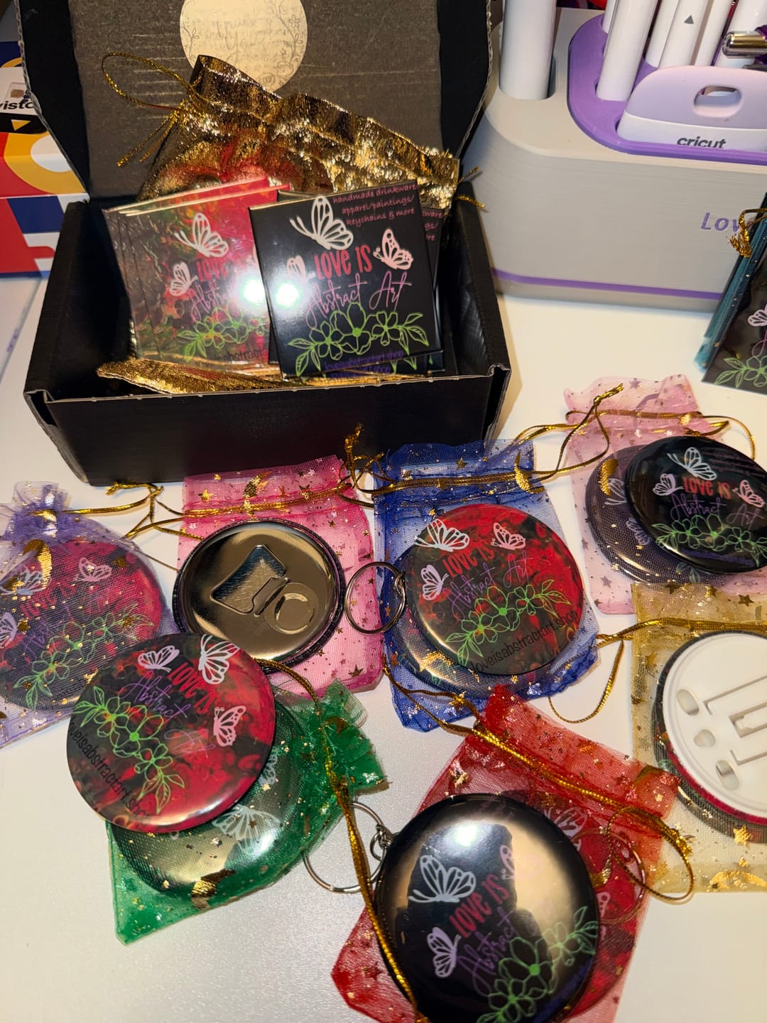 Customer photo review of Round personalized photo memory sampler