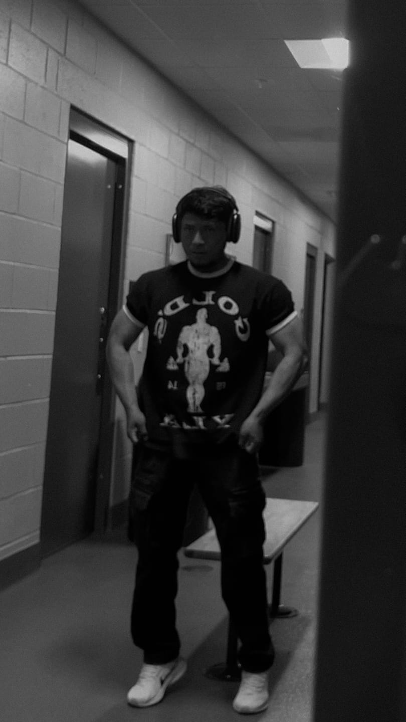 Customer photo review of 4009 - Golds Gym Ringer Tees