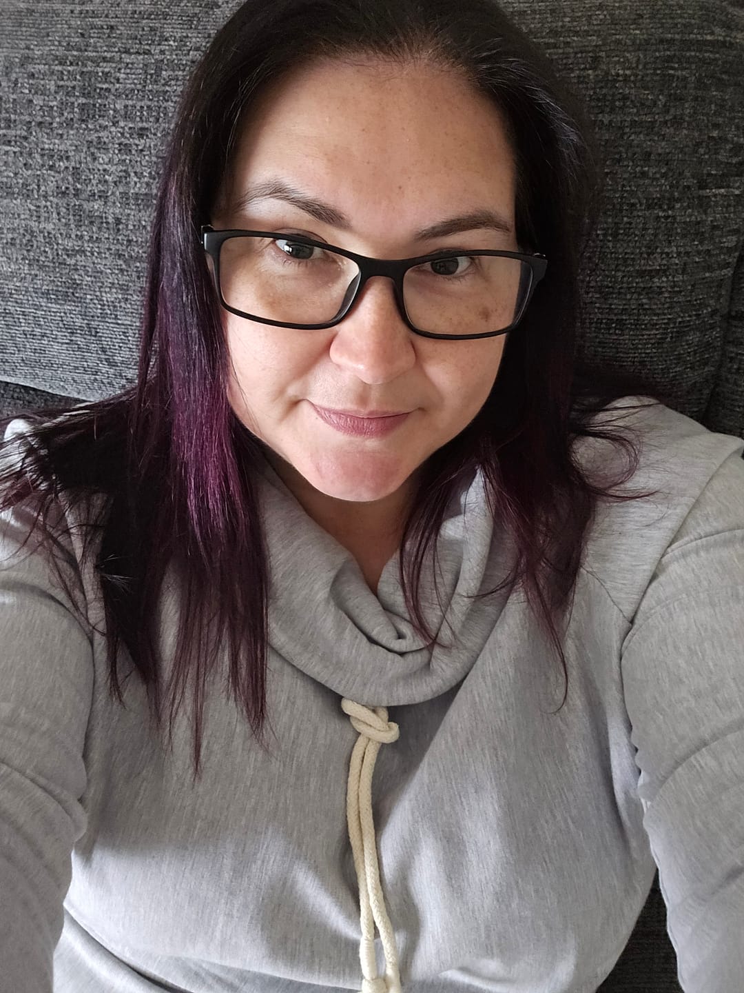 Customer photo review of *Pre-Sale* Cowl Sweatshirt (FLEECE)